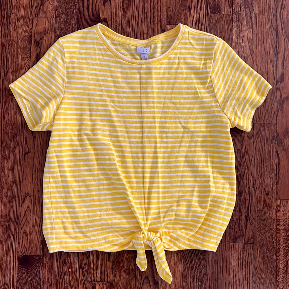 5/$10!! A New Day Yellow Top